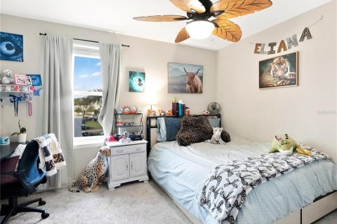 Townhouse in Winter Garden, Florida 3 bedrooms, 168.52 sq.m. № 2347464 - photo 19