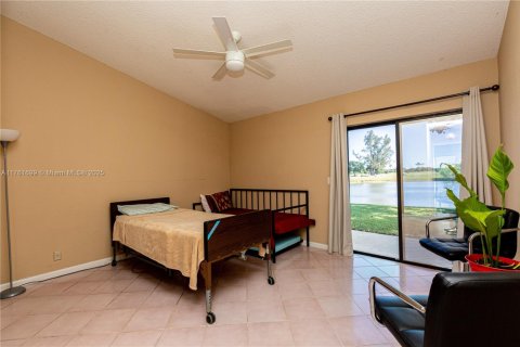 House in Boynton Beach, Florida 2 bedrooms, 117.24 sq.m. № 1702226 - photo 24