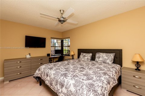 House in Boynton Beach, Florida 2 bedrooms, 117.24 sq.m. № 1702226 - photo 21