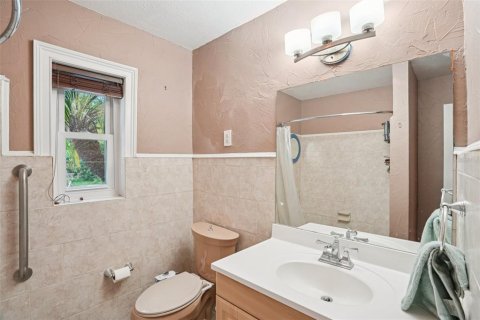 House in Saint Petersburg, Florida 3 bedrooms, 235.97 sq.m. № 1888453 - photo 28