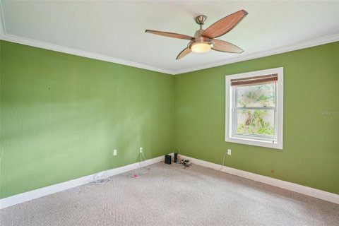 House in Saint Petersburg, Florida 3 bedrooms, 235.97 sq.m. № 1888453 - photo 26