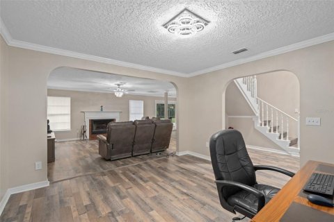 Villa ou maison à vendre à Sorrento, Floride: 4 chambres, 269.79 m2 № 1909906 - photo 5