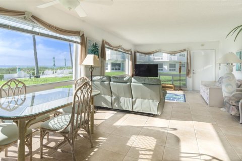 Copropriété à louer à Pompano Beach, Floride: 2 chambres, 120.77 m2 № 2169552 - photo 4