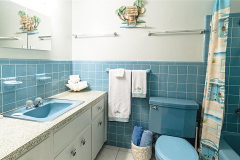 Copropriété à louer à Pompano Beach, Floride: 2 chambres, 120.77 m2 № 2169552 - photo 13