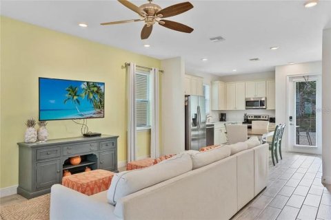 Casa en venta en Kissimmee, Florida, 4 dormitorios, 201.23 m2 № 2231223 - foto 8