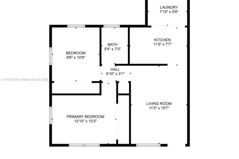 Villa ou maison à louer à North Miami Beach, Floride: 2 chambres, 130.06 m2 № 1834136 - photo 13