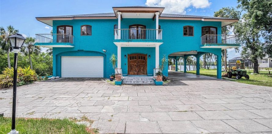 Villa ou maison à Riverview, Floride 4 chambres, 274.06 m2 № 1815960