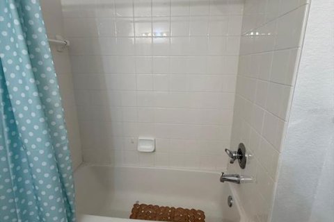 Copropriété à vendre à Kissimmee, Floride: 3 chambres, 120.4 m2 № 1802016 - photo 20