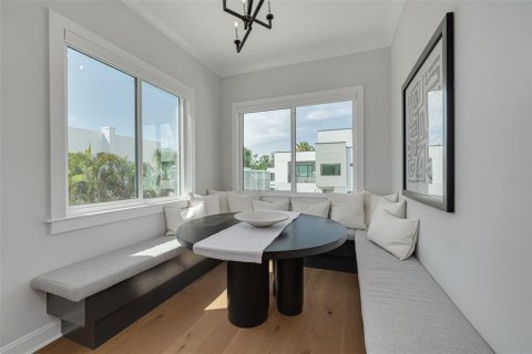 Townhouse in Tampa, Florida 3 bedrooms, 235.41 sq.m. № 1673186 - photo 14