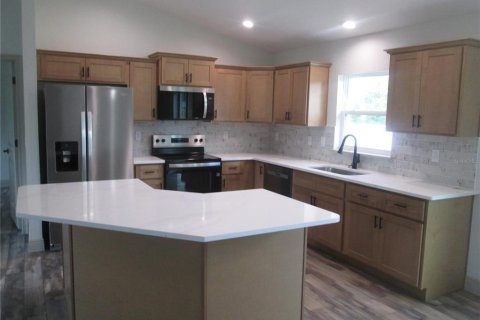 House in Ocala, Florida 4 bedrooms, 137.03 sq.m. № 1538382 - photo 3