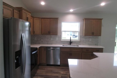 House in Ocala, Florida 4 bedrooms, 137.03 sq.m. № 1538382 - photo 5