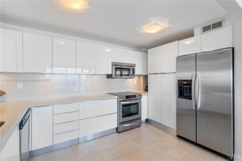 Condominio en venta en Fort Lauderdale, Florida, 1 dormitorio, 83.61 m2 № 1854944 - foto 14