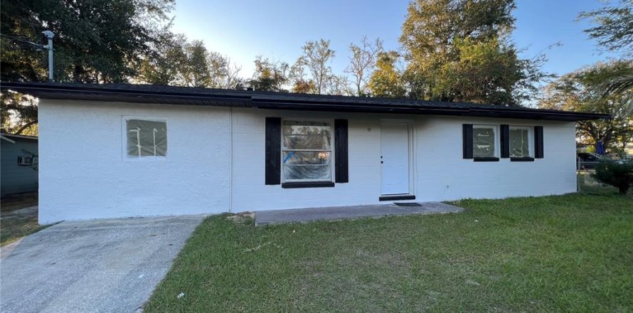 Villa ou maison à Ocala, Floride 3 chambres, 117.06 m2 № 2113989