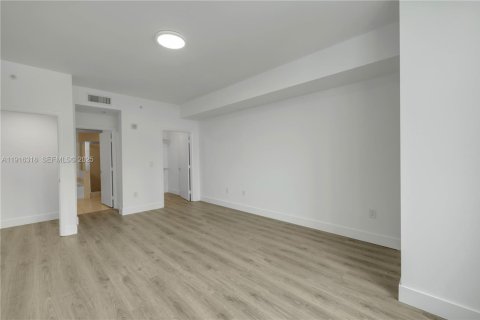 Condo in Aventura, Florida, 2 bedrooms  № 2038610 - photo 6