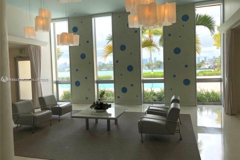 Condominio en venta en Miami Beach, Florida, 2 dormitorios, 119.57 m2 № 1949769 - foto 27