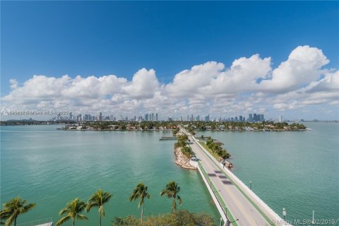 Condominio en venta en Miami Beach, Florida, 2 dormitorios, 119.57 m2 № 1949769 - foto 23