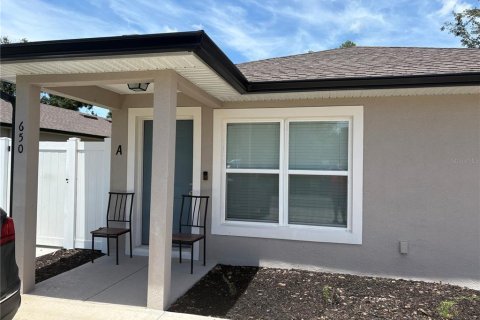 Immobilier commercial à Lake Alfred, Floride 4 chambres, 167.22 m2 № 2355969