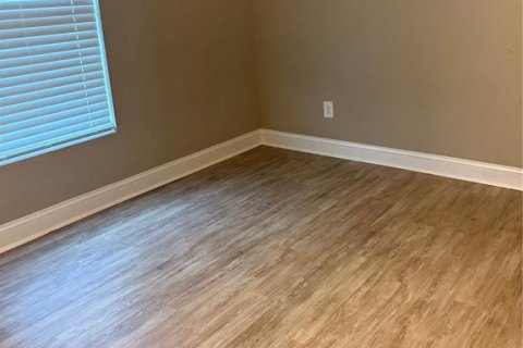 Immobilier commercial à vendre à Lake Alfred, Floride: 4 chambres, 167.22 m2 № 2355969 - photo 8