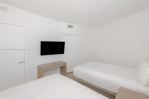 Купить кондоминиум в Холливуд, Флорида 2 спальни, 108.14м2, № 1967412 - фото 25