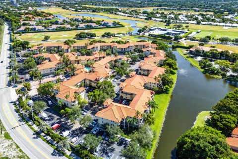 Apartment in West Palm Beach, Florida 2 bedrooms, 98.85 sq.m. № 2392024 - photo 26