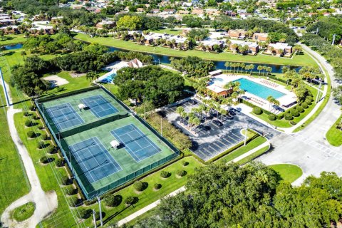 Apartment in West Palm Beach, Florida 2 bedrooms, 98.85 sq.m. № 2392024 - photo 28