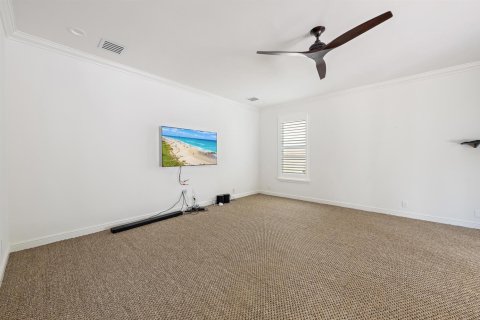 House in Palm Beach Gardens, Florida 4 bedrooms, 252.6 sq.m. № 2262198 - photo 9