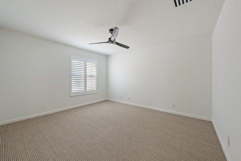House in Palm Beach Gardens, Florida 4 bedrooms, 252.6 sq.m. № 2262198 - photo 16