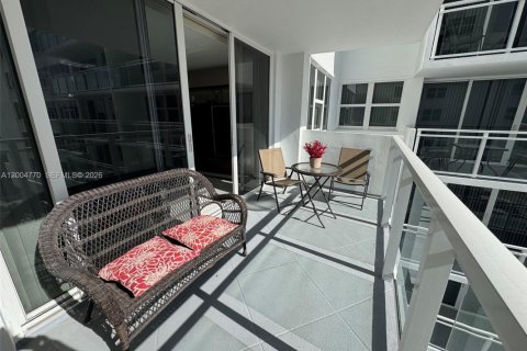 Condo in Hallandale Beach, Florida, 1 bedroom  № 2068658 - photo 3