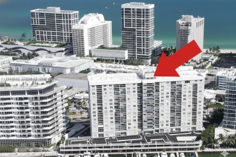 Condominio en venta en Miami Beach, Florida, 92.25 m2 № 2018006 - foto 23