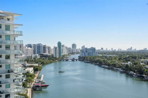 Condominio en venta en Miami Beach, Florida, 92.25 m2 № 2018006 - foto 5