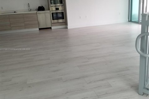 Condo in Miami Beach, Florida, 1 bedroom  № 1638330 - photo 23