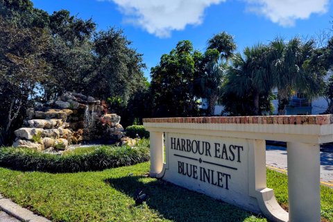 Condo in Boca Raton, Florida, 1 bedroom  № 2082035 - photo 22