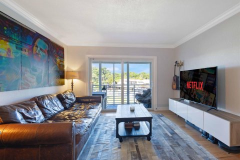 Condo in Boca Raton, Florida, 1 bedroom  № 2082035 - photo 13