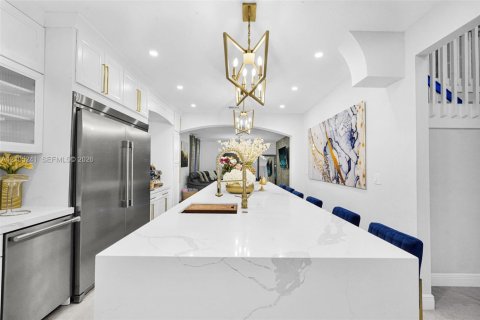 Villa ou maison à louer à Homestead, Floride: 6 chambres, 446.86 m2 № 2413003 - photo 20