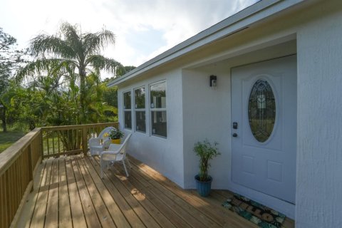 House in Jupiter, Florida 3 bedrooms, 112.6 sq.m. № 2246241 - photo 5