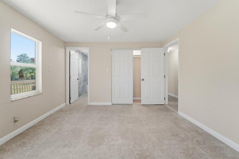 House in Jupiter, Florida 3 bedrooms, 112.6 sq.m. № 2246241 - photo 20