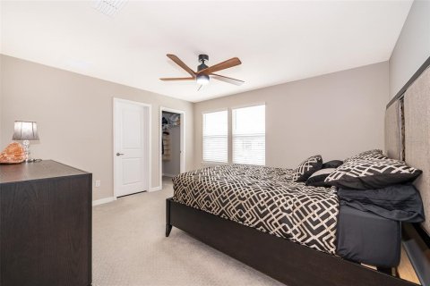 House in Orlando, Florida 5 bedrooms, 265.7 sq.m. № 1640920 - photo 23
