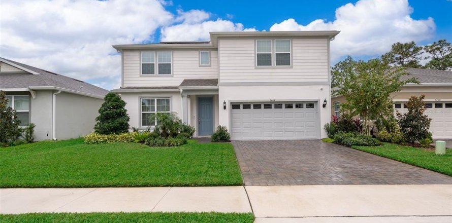 House in Orlando, Florida 5 bedrooms, 265.7 sq.m. № 1640920