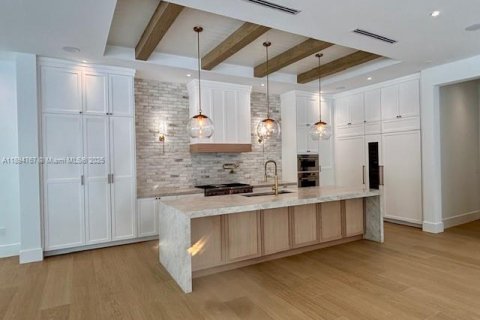 House in Pinecrest, Florida 633.5 sq.m. № 1949233 - photo 6