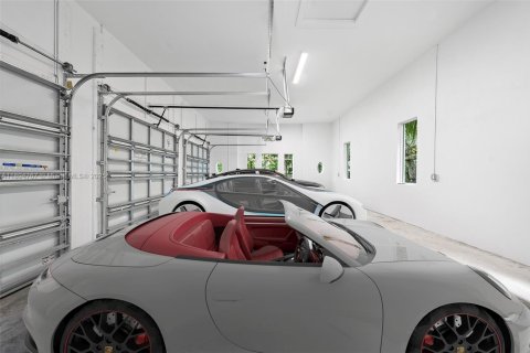 Casa en venta en Pinecrest, Florida, 8 dormitorios, 633.5 m2 № 1949233 - foto 29