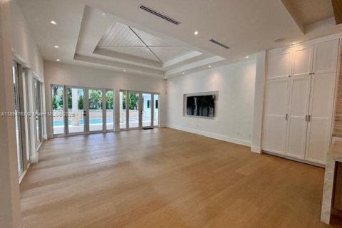 House in Pinecrest, Florida 633.5 sq.m. № 1949233 - photo 8