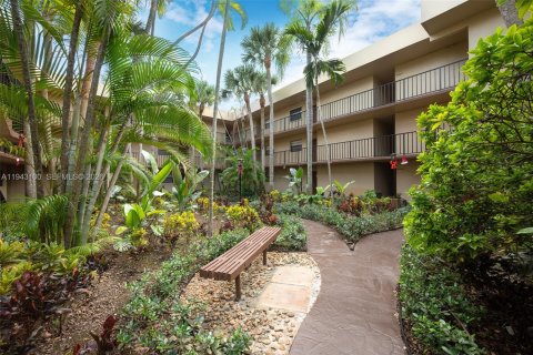 Condominio en venta en Miami, Florida, 2 dormitorios, 91.32 m2 № 2002098 - foto 28