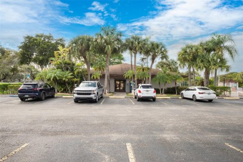 Condominio en venta en Miami, Florida, 2 dormitorios, 91.32 m2 № 2002098 - foto 25