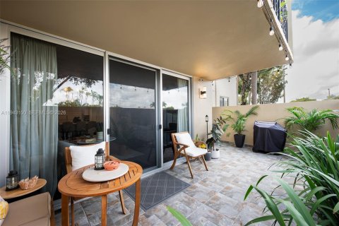 Condominio en venta en Miami, Florida, 2 dormitorios, 91.32 m2 № 2002098 - foto 22