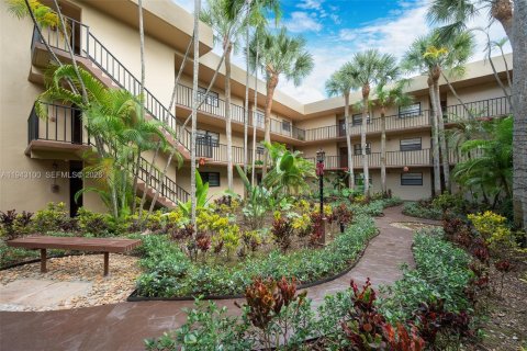 Condominio en venta en Miami, Florida, 2 dormitorios, 91.32 m2 № 2002098 - foto 29