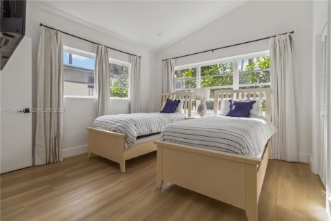 Villa ou maison à louer à Miami, Floride: 3 chambres, 178.09 m2 № 1995205 - photo 6