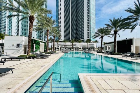 Copropriété à vendre à Miami, Floride: 2 chambres, 151.43 m2 № 2247540 - photo 29