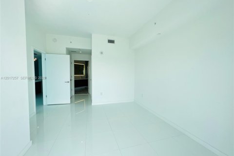 Copropriété à vendre à Miami, Floride: 2 chambres, 151.43 m2 № 2247540 - photo 9