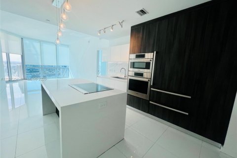 Copropriété à vendre à Miami, Floride: 2 chambres, 151.43 m2 № 2247540 - photo 2