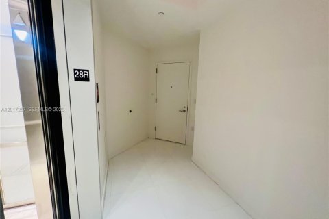 Copropriété à vendre à Miami, Floride: 2 chambres, 151.43 m2 № 2247540 - photo 22